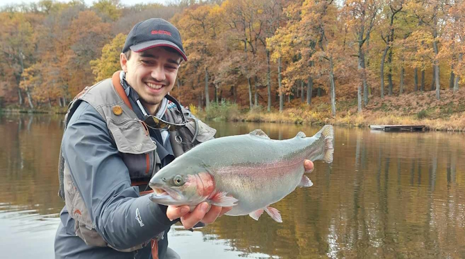 Beau Poisson, Truite Area, Ondulante Forest Miu